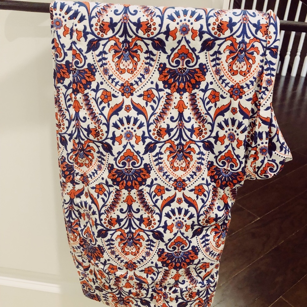 Ann Taylor Loft Size 10 Crop Pants - Floral